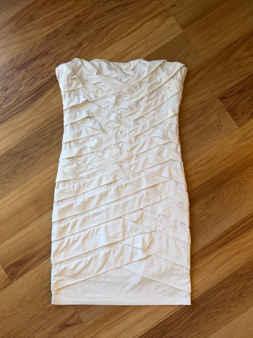 Nikibiki NWT white criss cross tube mini dress